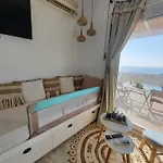 Dom wakacyjny Tramonto Luxury No1- Breathtaking Sunset View Foiníkion