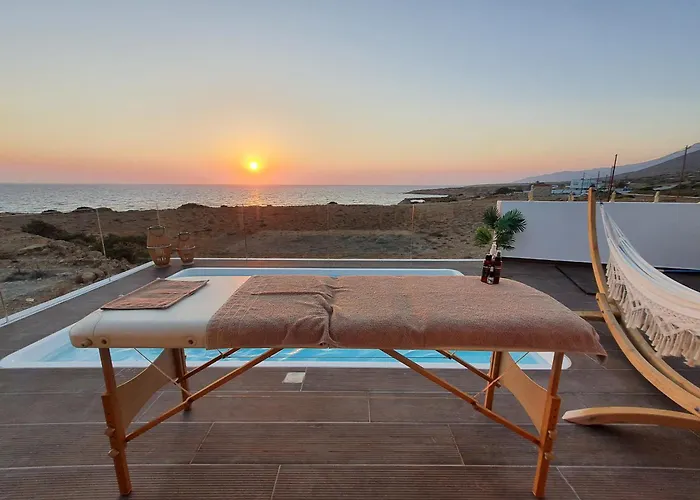 펜션 Tramonto Luxury No1- Breathtaking Sunset View Foiníkion